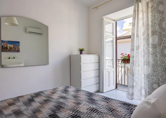 Appartement Casa Bellini - 4 Guests - Palerme
